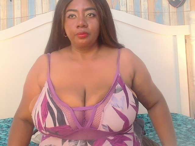 KiaraDiaz