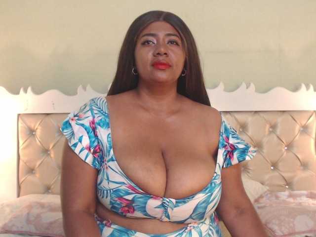 KiaraDiaz