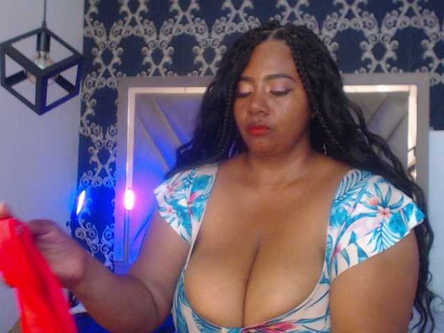 KiaraDiaz