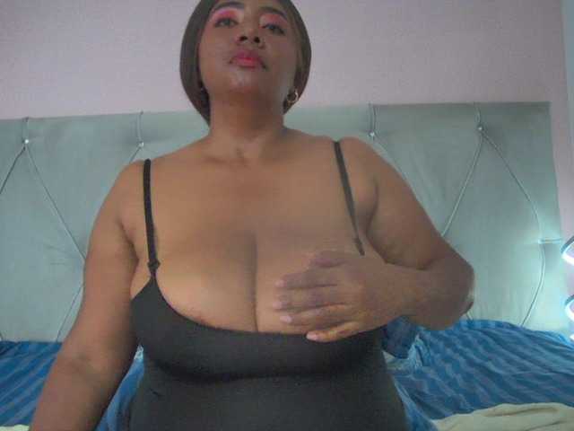 KiaraDiaz