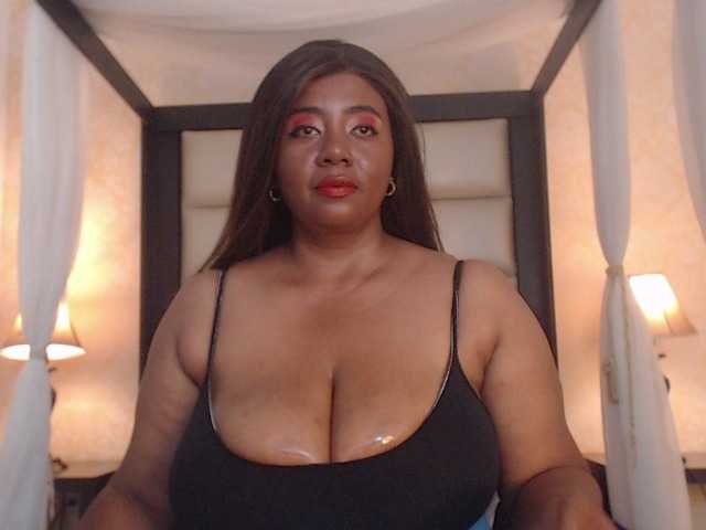 KiaraDiaz