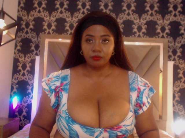 KiaraDiaz
