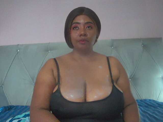 KiaraDiaz live cam on BongaCams