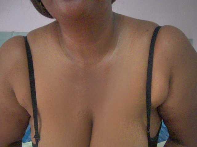 KiaraDiaz