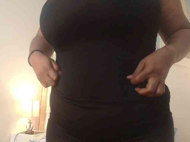 KiaraDiaz webcam