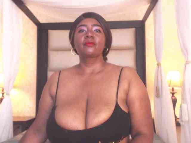 KiaraDiaz webcam