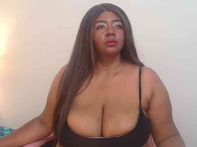 KiaraDiaz