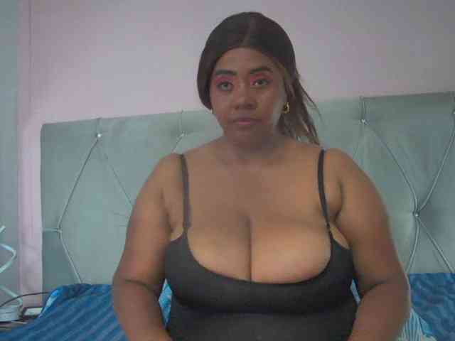 KiaraDiaz