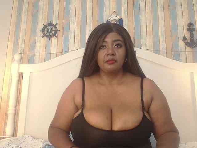 KiaraDiaz