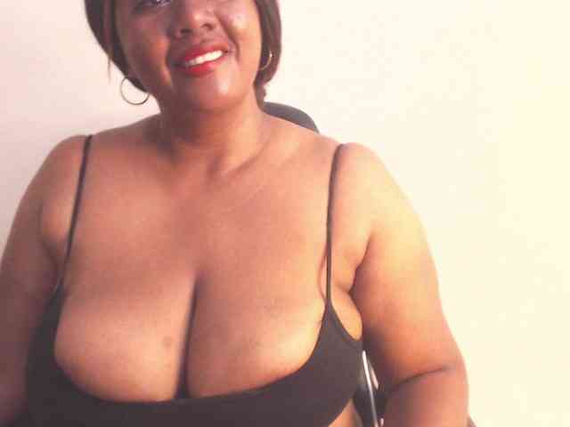 KiaraDiaz webcam
