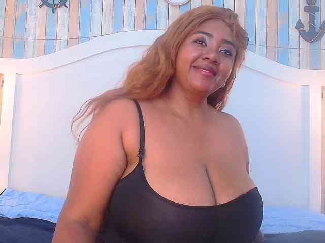 KiaraDiaz
