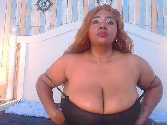 Modelo: KiaraDiaz