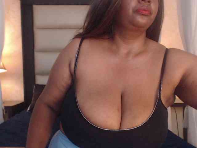 KiaraDiaz