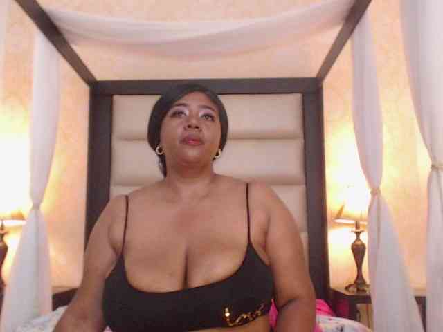 KiaraDiaz