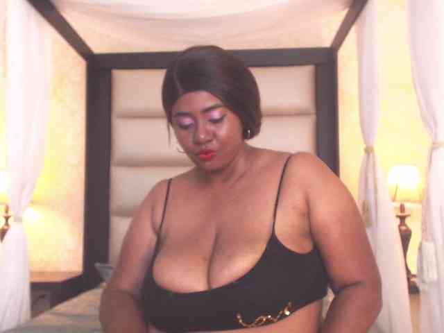KiaraDiaz webcam
