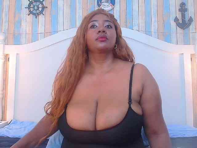 KiaraDiaz