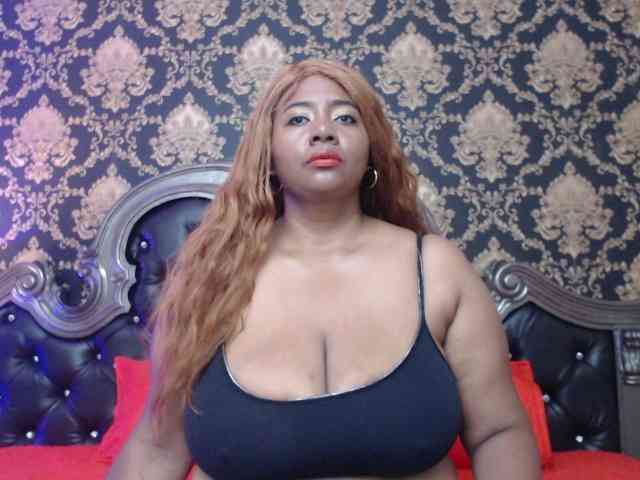 KiaraDiaz webcam