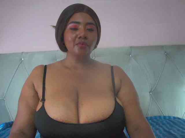 KiaraDiaz webcam