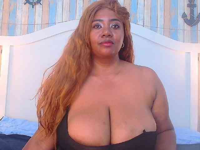 KiaraDiaz