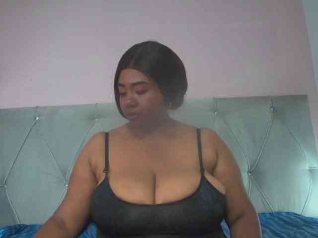 KiaraDiaz