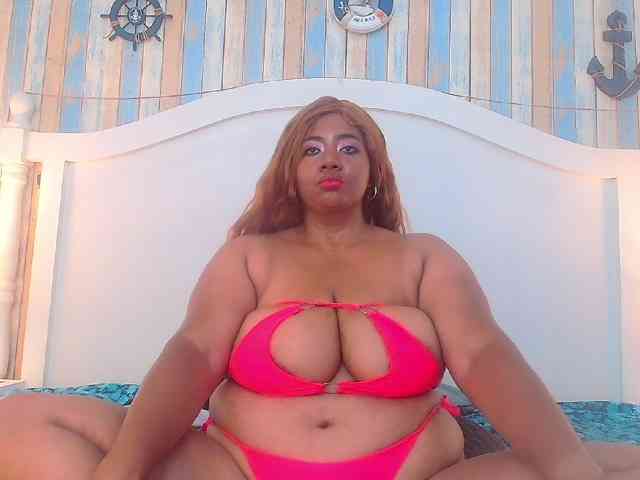 KiaraDiaz webcam