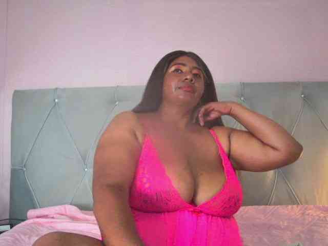 KiaraDiaz webcam