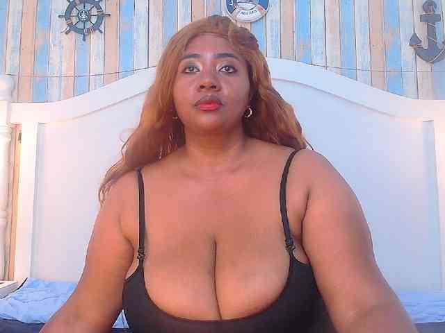 KiaraDiaz