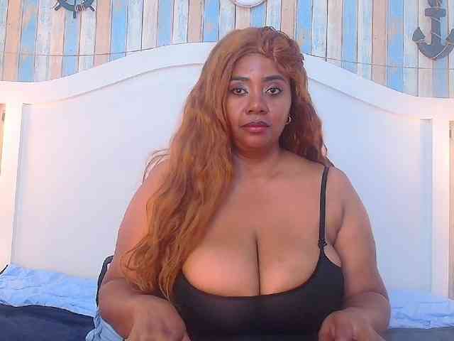 KiaraDiaz