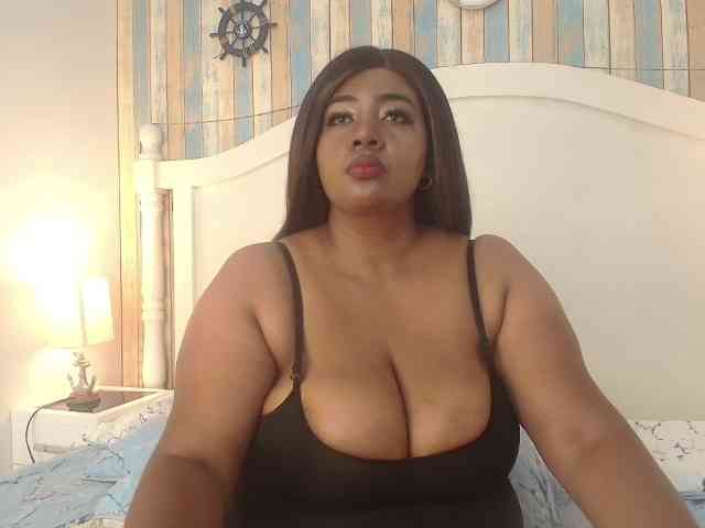 KiaraDiaz