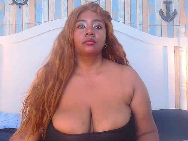 KiaraDiaz webcam