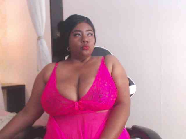 KiaraDiaz