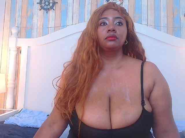 KiaraDiaz webcam