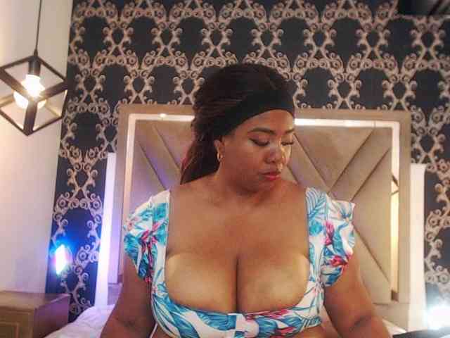 KiaraDiaz