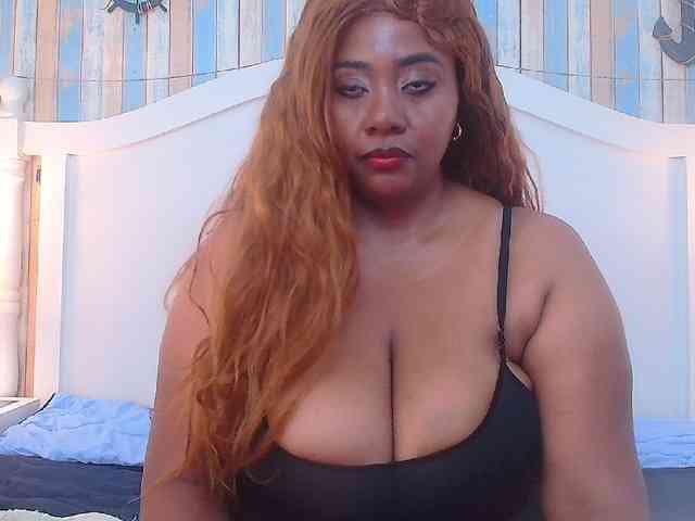 KiaraDiaz