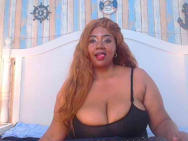 KiaraDiaz webcam