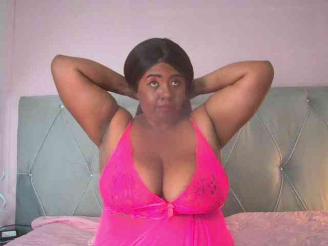 KiaraDiaz webcam