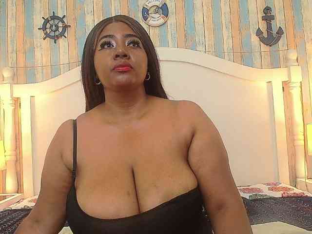 KiaraDiaz