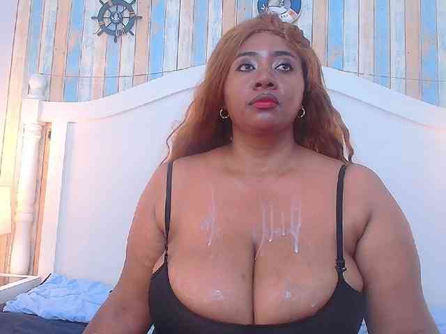 KiaraDiaz webcam