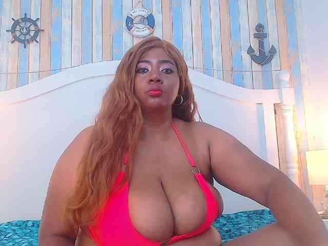 KiaraDiaz webcam