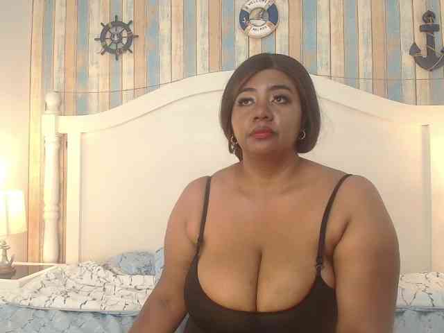 KiaraDiaz