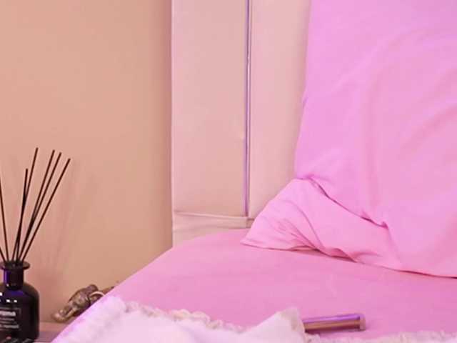 LizzieJordan live cam on BongaCams
