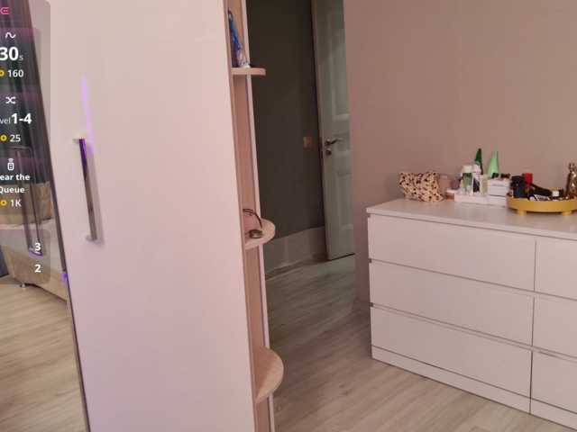 -luxurybarbie- live cam on BongaCams