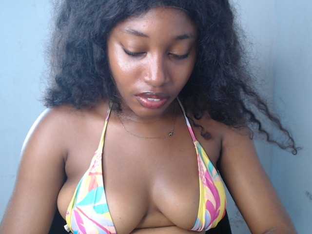 Nastygem live cam on BongaCams