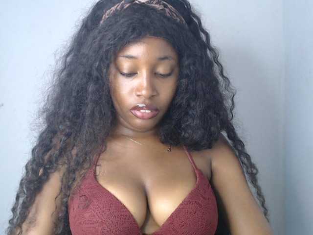 Nastygem live cam on BongaCams