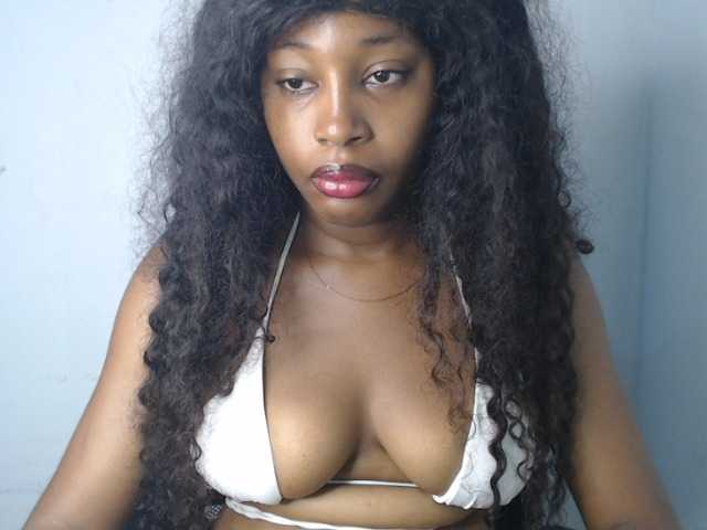 Nastygem live cam on BongaCams