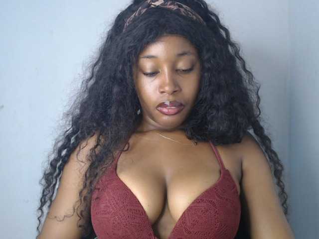 Nastygem live cam on BongaCams