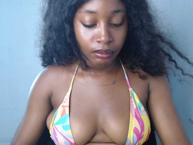 Nastygem live cam on BongaCams