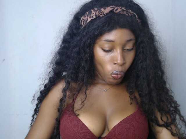 Nastygem live cam on BongaCams