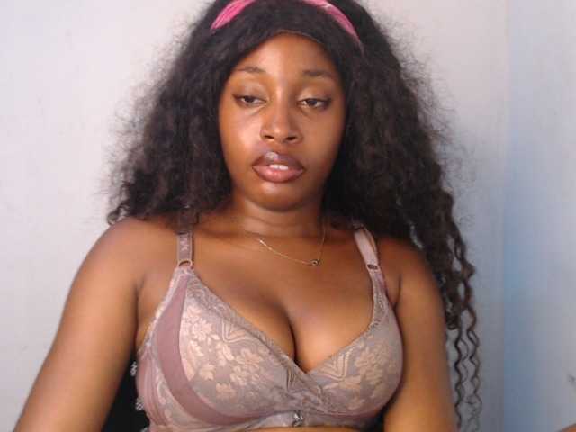 Nastygem, en directo ahora en BongaCams