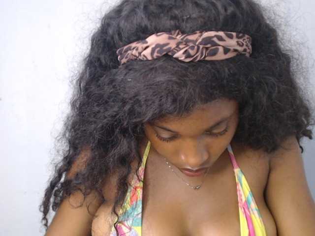 Nastygem live cam on BongaCams